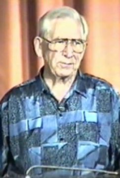 Marshall Tom